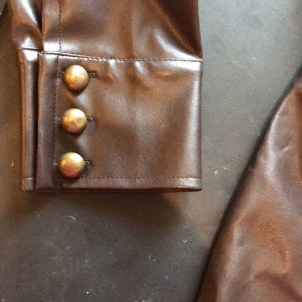 Leather jacket - Picture 4 of 5